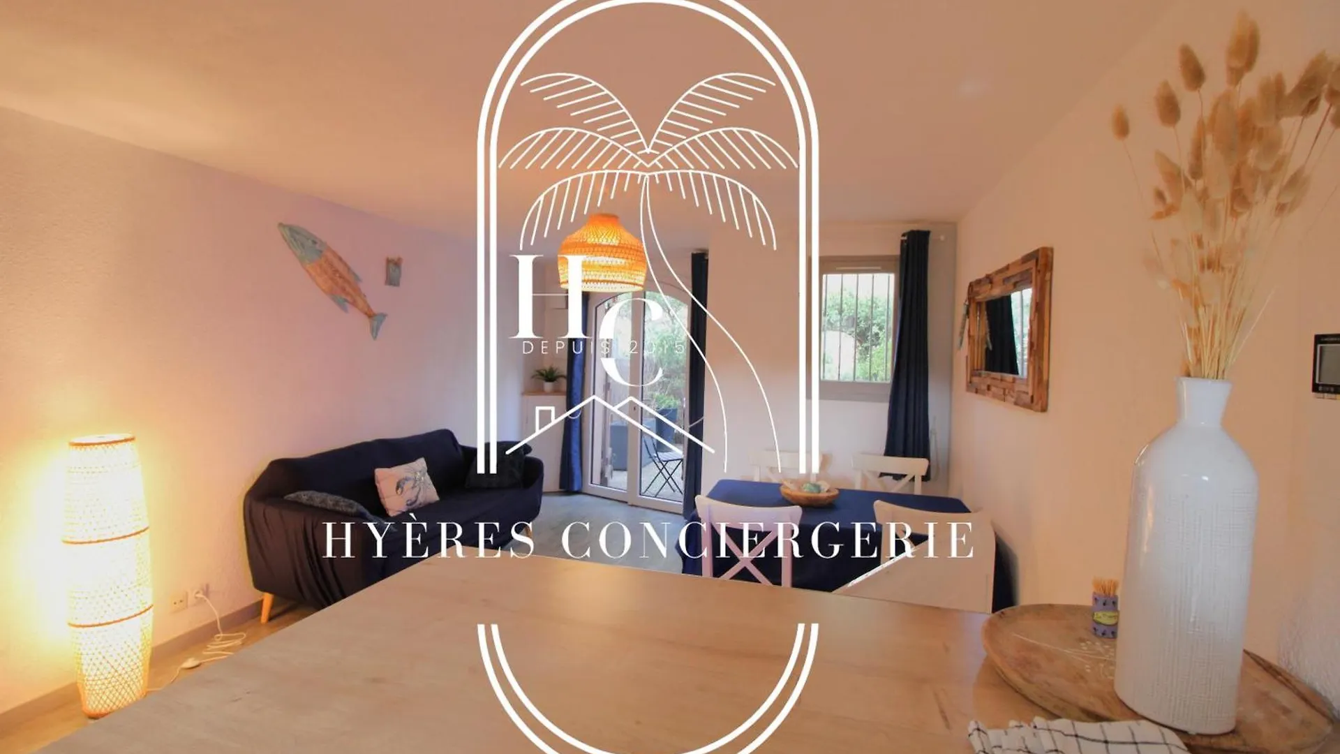 Appartement Triplex Le Port d'Hyères-400m-CLIM/WIFI/PARKING